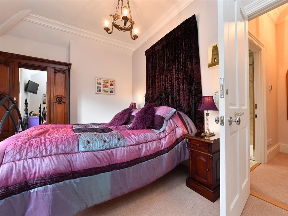 Heritage Bed And Breakfast Calne Bagian luar foto