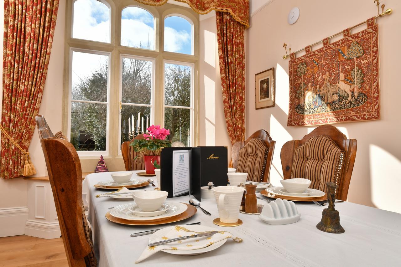 Heritage Bed And Breakfast Calne Bagian luar foto