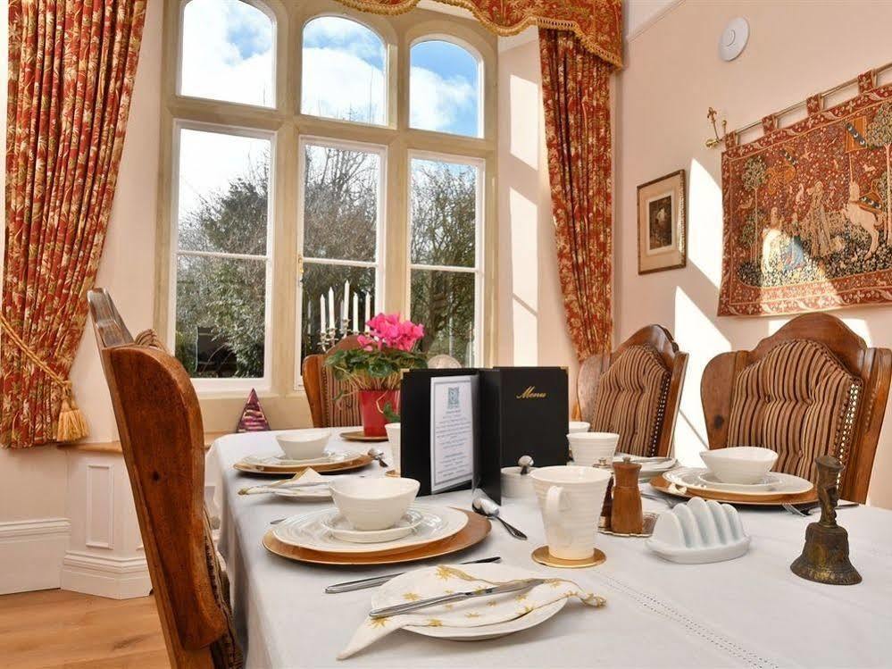 Heritage Bed And Breakfast Calne Bagian luar foto